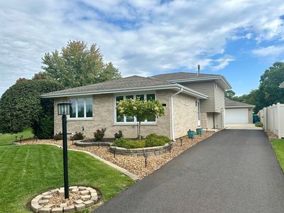 14221 Kilbourne Ave, Crestwood, IL, 60418