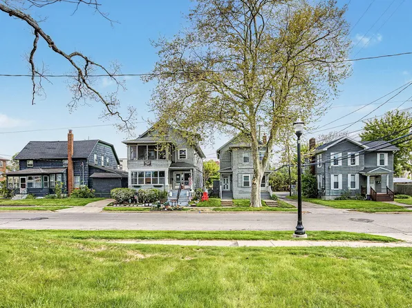 334 W Wesley St, Jackson, MI 49201
