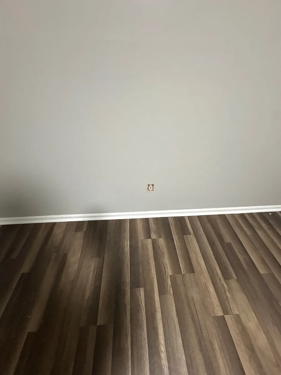 Building Photo - 207 Highland St #7