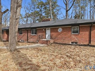 2913 Rolyart Rd, Petersburg, VA 23805