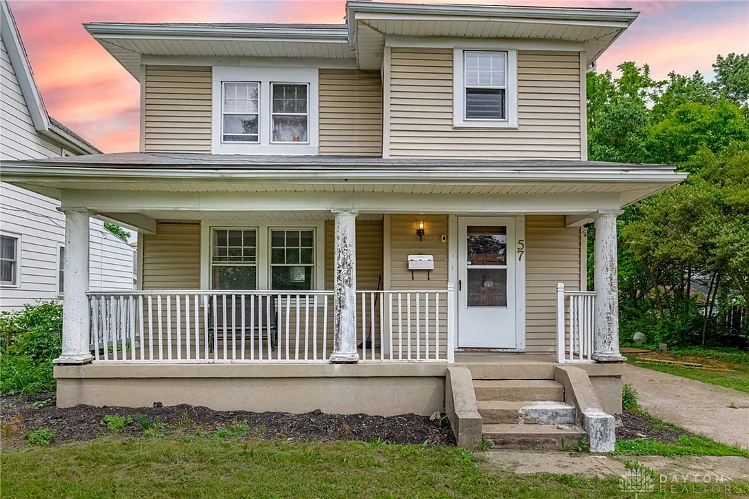 57 W Maplewood Ave photo 1