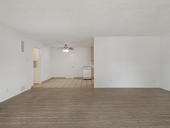 4th image of 1316 Barry Ave APT 1