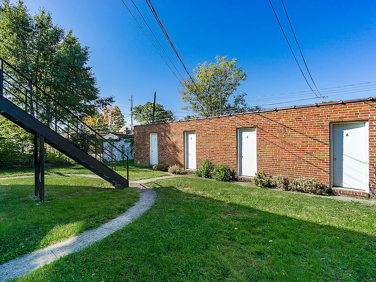 1653 Westwood Ave #D — Photo 20