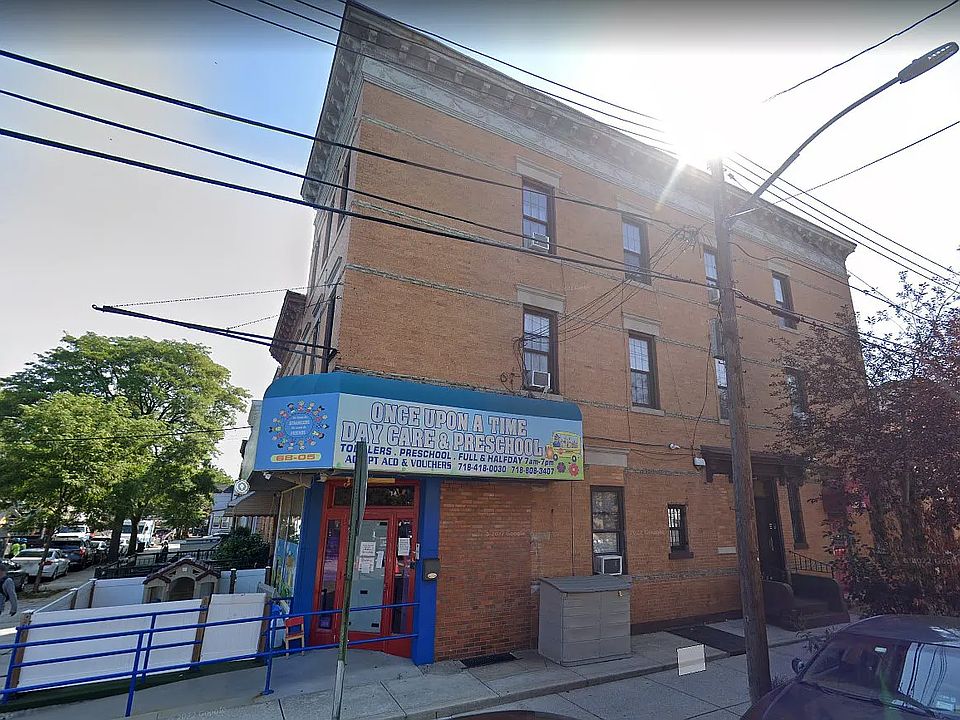 2nd image of 6426 68th Ave