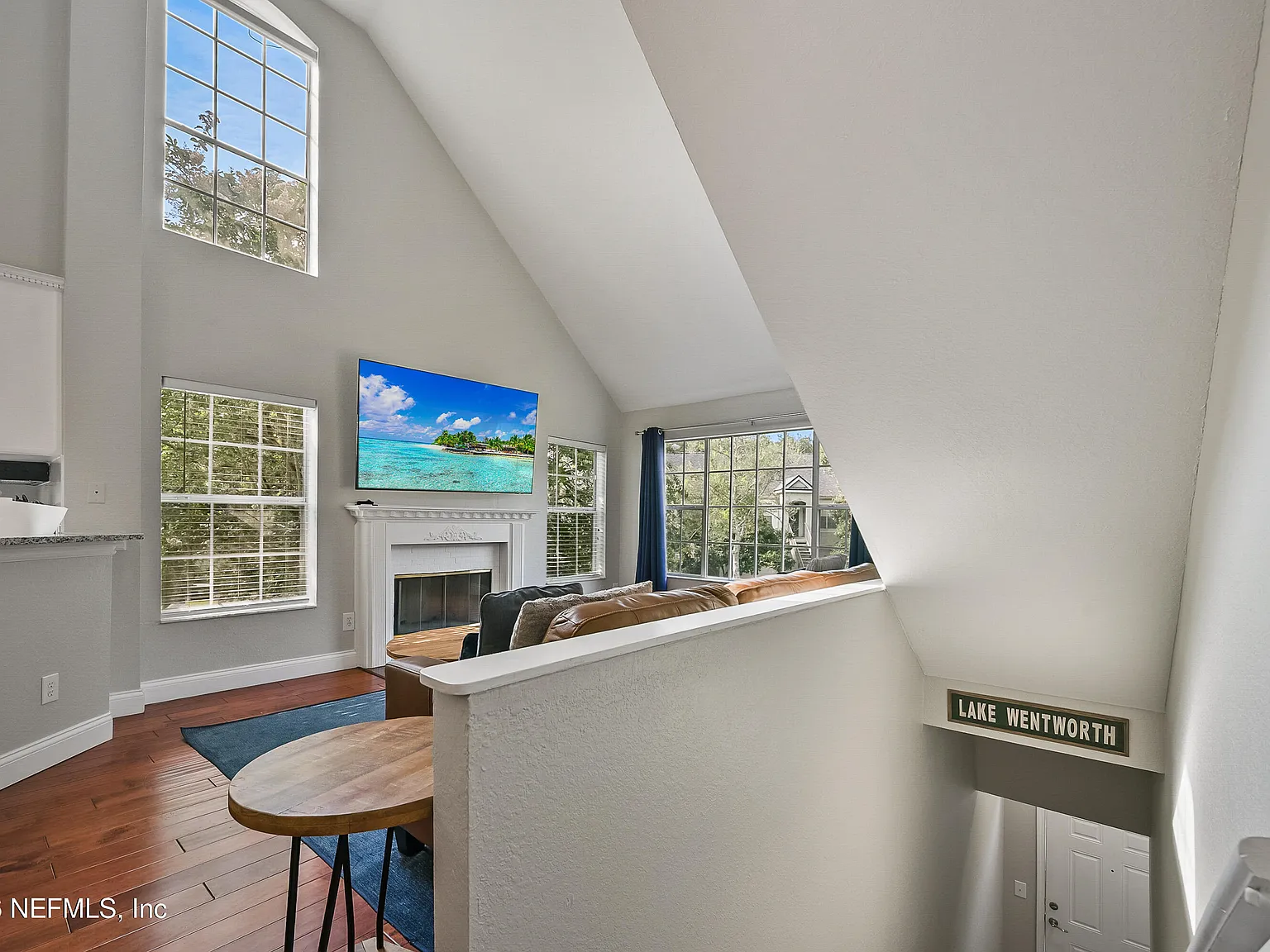 2 bed, 2.0 bath, 1229 sqft, $2,250 — Photo 4