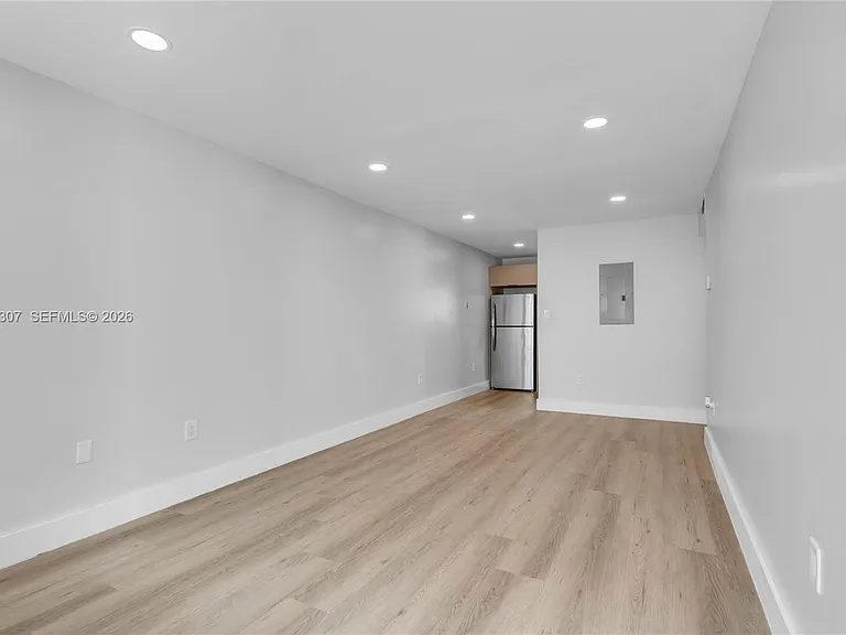 560 NE 63rd St #3 — Photo 11