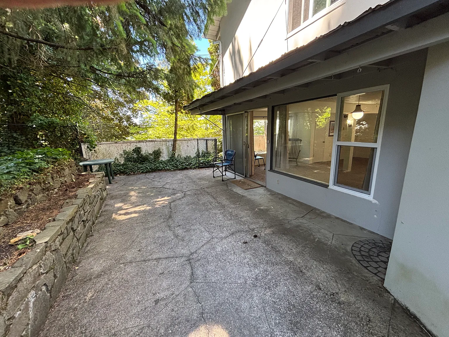 1 bed, 870 sqft, $1,699 — Photo 3