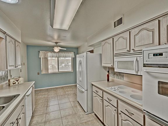 4th image of 14203 N Driftwood Ct