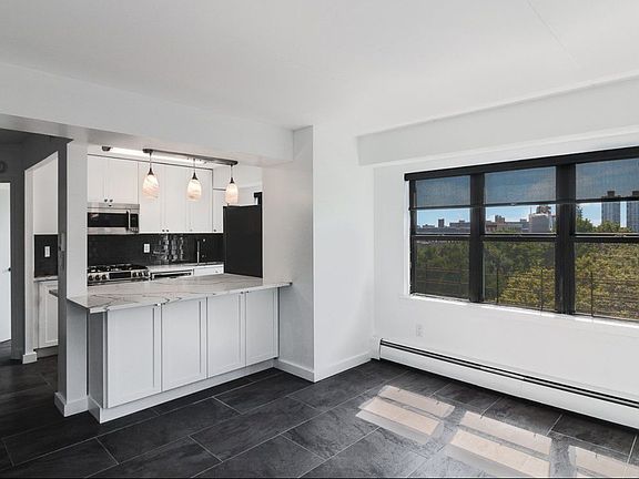2nd image of 300 W 110th St APT 8E