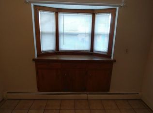 3436 Sophia St, Wayne, MI 48184