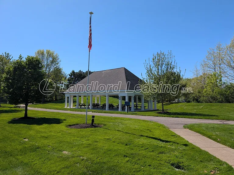 33317 Fairport Dr — Photo 20
