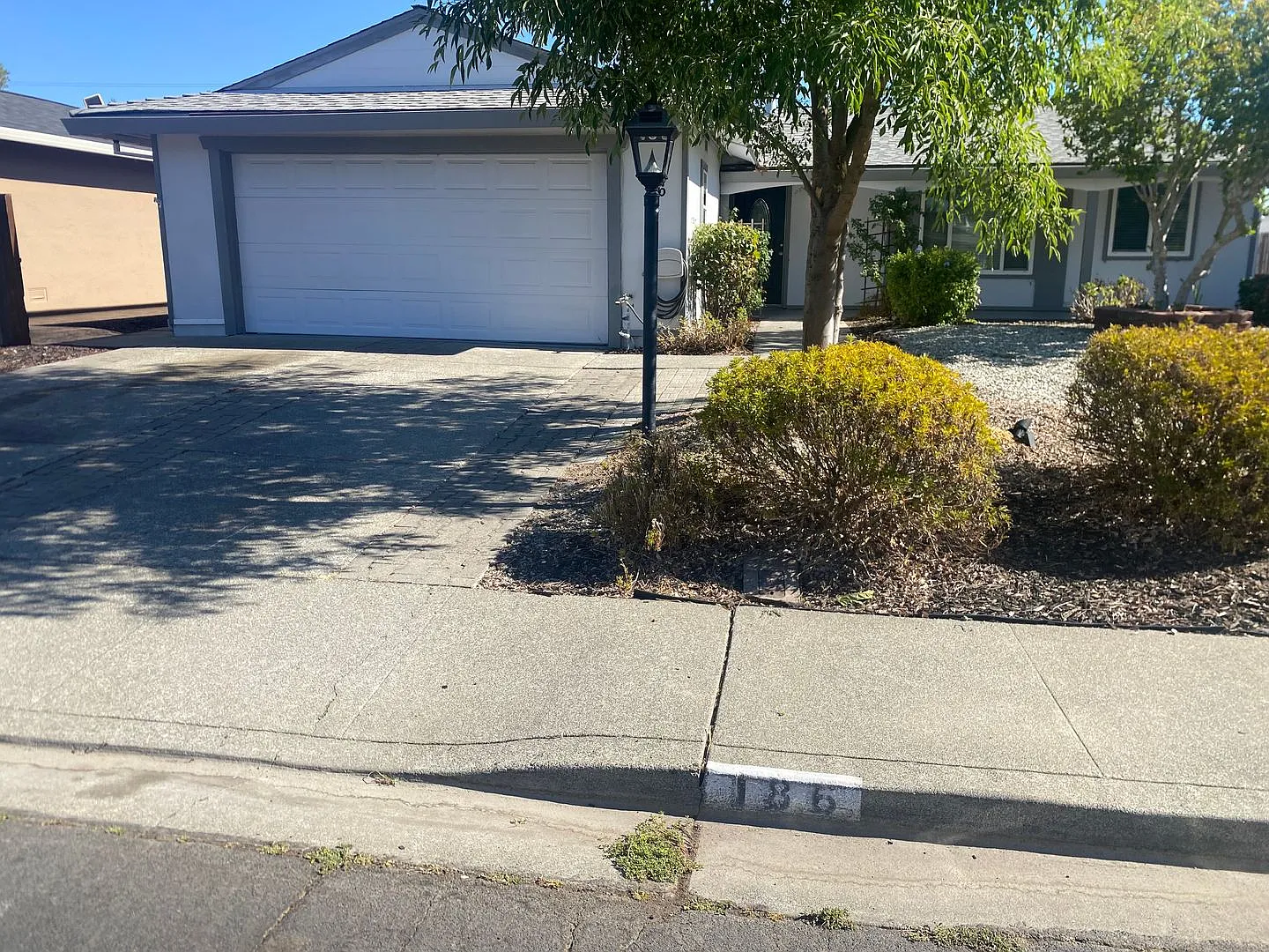 186 Lassen Cir photo 1