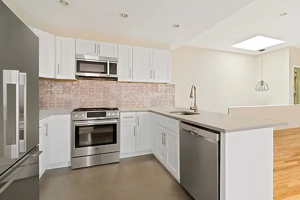 Rented by Corcoran | media 8