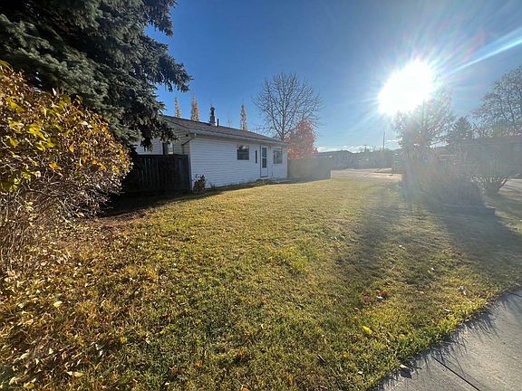 2nd image of 5503 Wagoner Cres