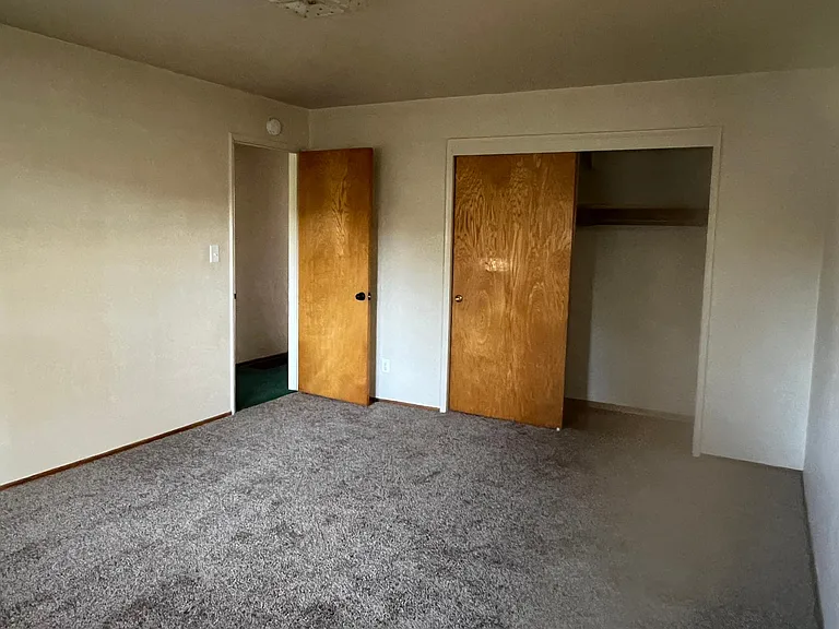 811 W Tokay St — Photo 14
