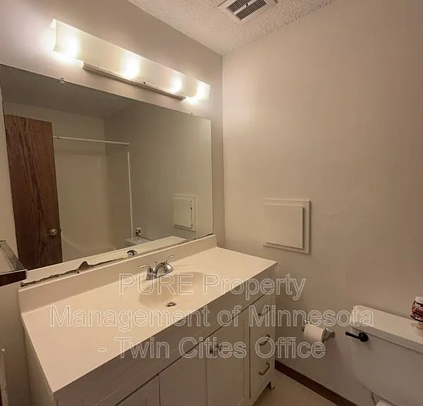 1514 N Timber Rdg — Photo 20