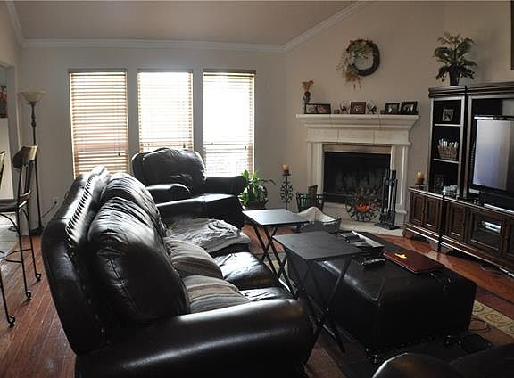 4th image of 112 Singletree Ln