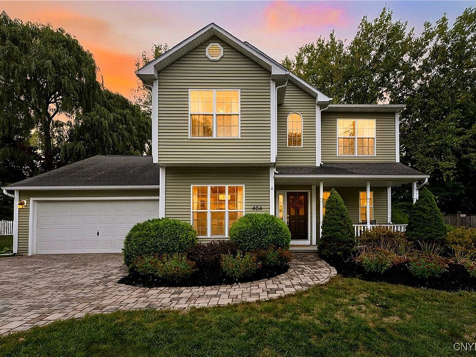 1st image of 404 Hunt Dr