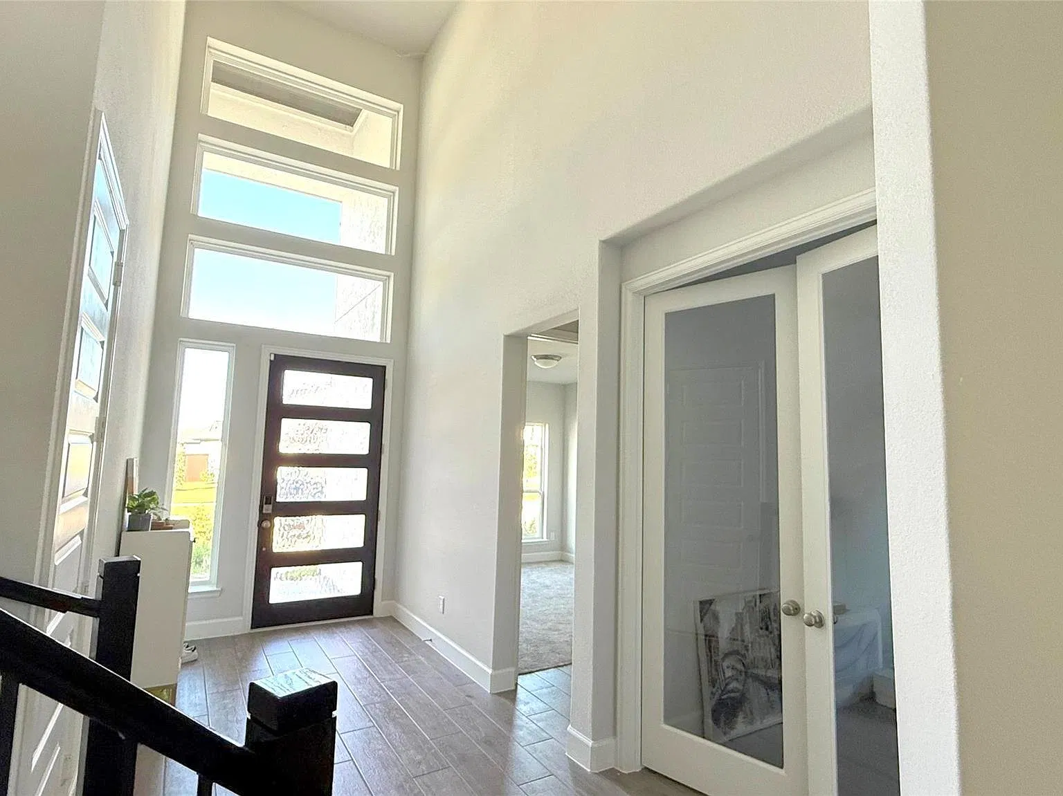4 bed, 3.5 bath, 3477 sqft, $4,290 — Photo 3