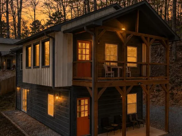 164 Echo Ln, Ellijay, GA 30540