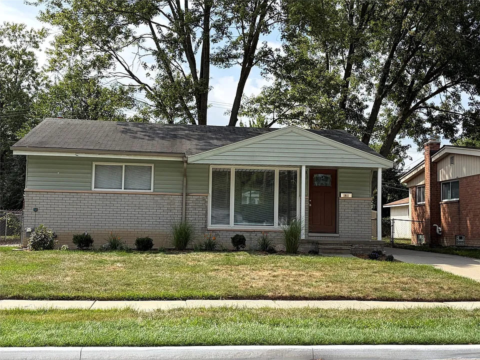 1811 Nakota Rd