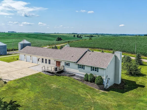 2405 X Ave, Defiance, IA 51527