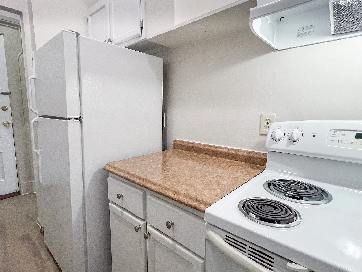 1 bed, $1,350 — Photo 4