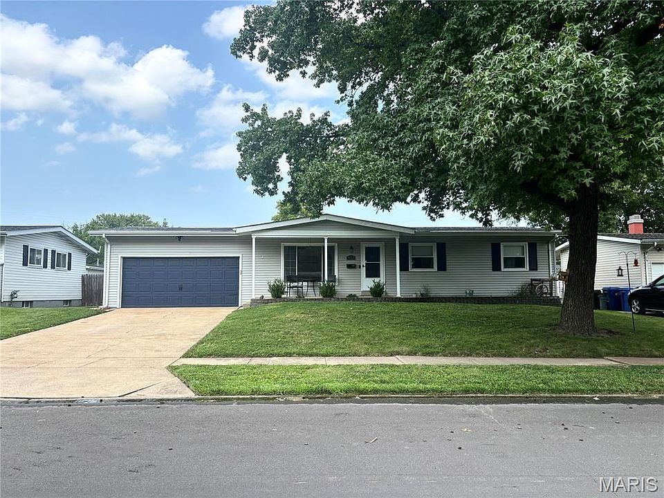 1st image of 455 Humes Ln