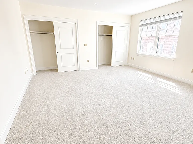 10 Vernon St #305 — Photo 13