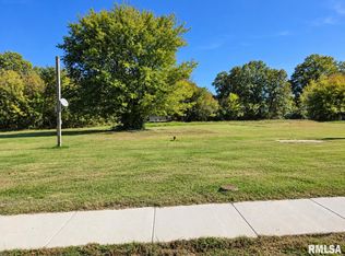 Liberty St, Marion, IL 62959