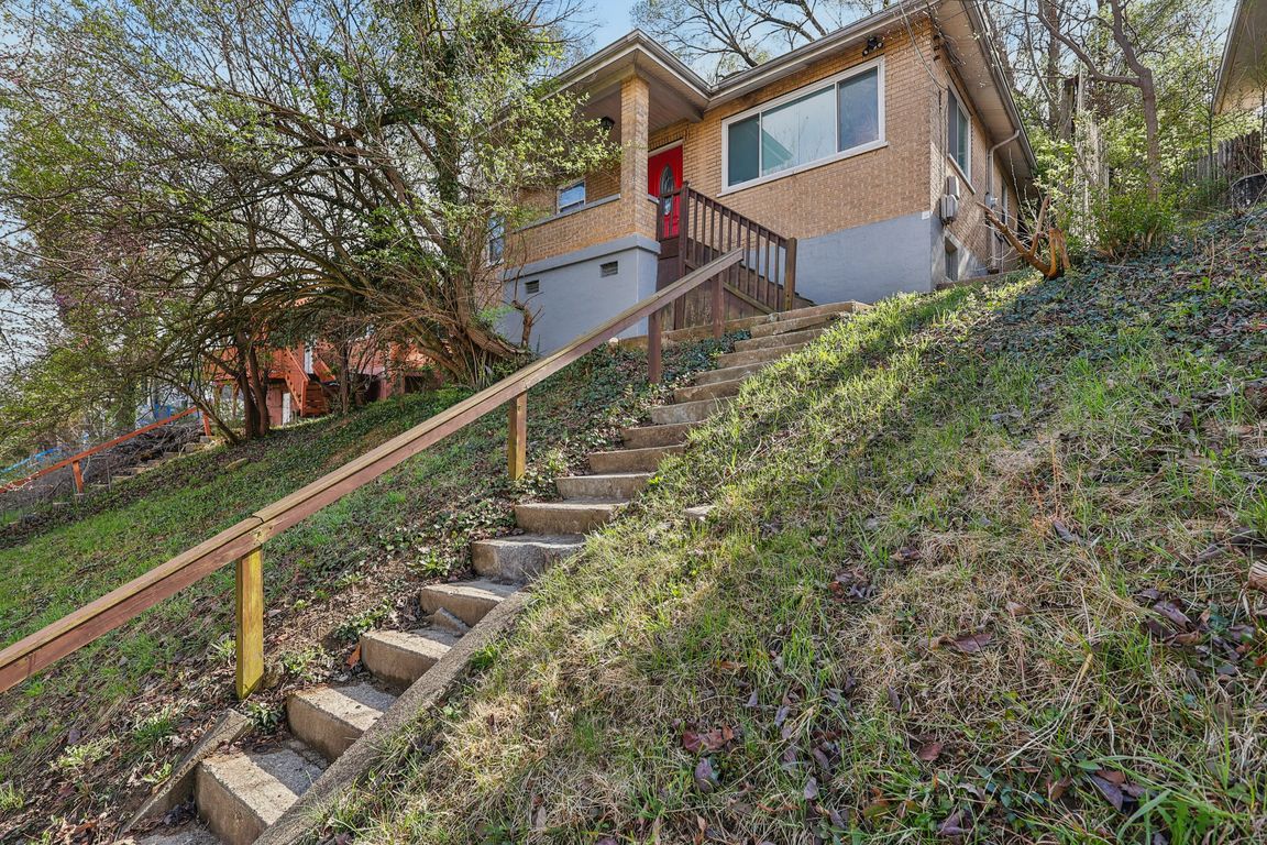 Edgecliff St-S2803-002.jpg