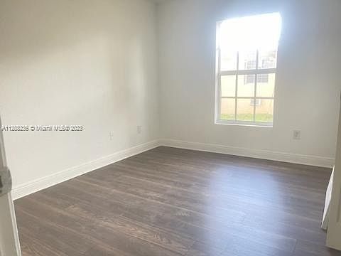 5th image of 777 SW 2nd Ave