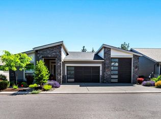 3124 NW Hidden Ridge Dr, Bend, OR 97703