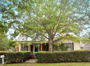 789 2nd St, Chipley, FL 32428