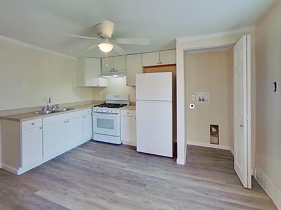 3rd image of 5041 Shaw Ave #2W