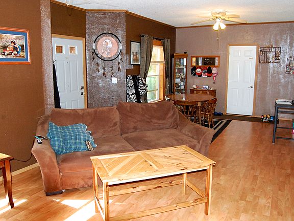 3rd image of 1008 S Ave