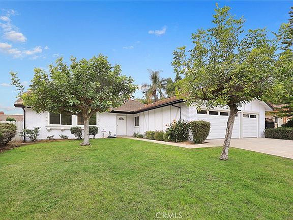 4th image of 21030 Riego Dr