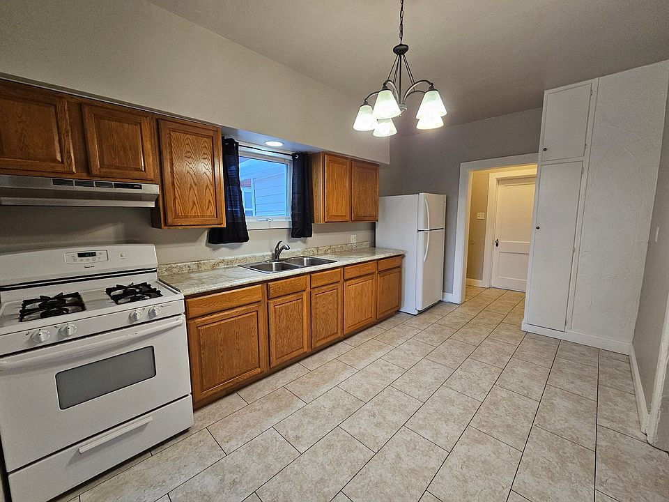 1st image of 1114 Pine St #1114