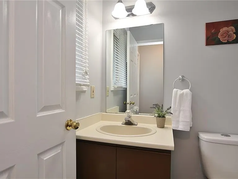 45 McGibbon Dr #45 — Photo 10