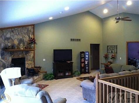 Great Room.JPG