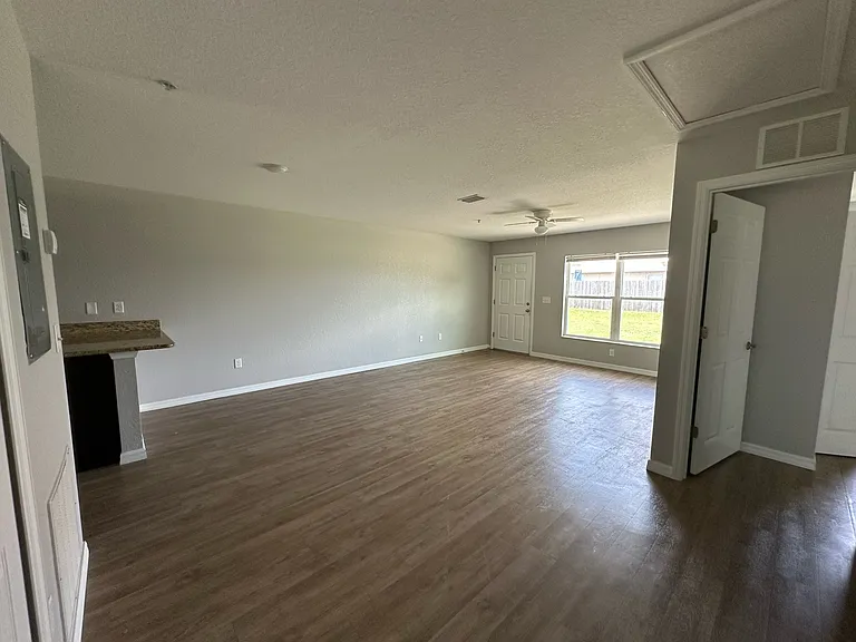 12 Walnut Rd #1 — Photo 5