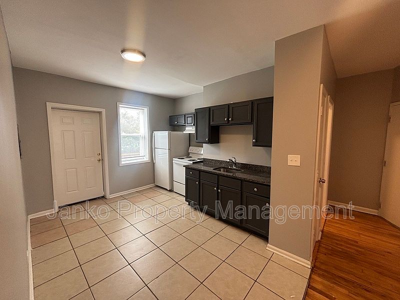 1st image of 1465 E 68th St #2