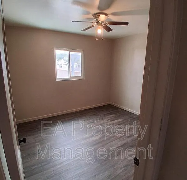 8910 Fairbanks Rd NE — Photo 6