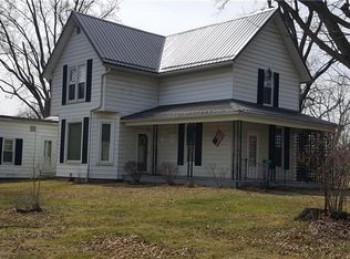 22476 2nd St, Defiance, OH 43512