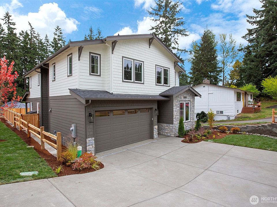 1st image of 12806 NE 65th Lane