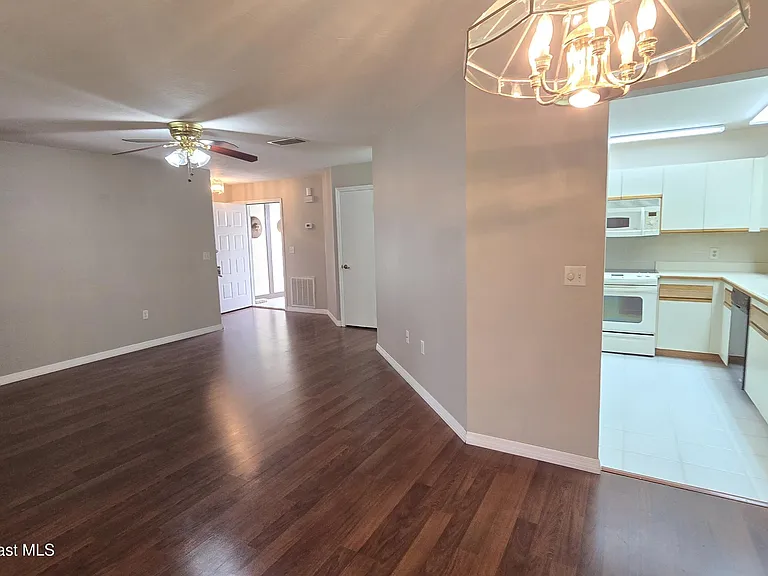 816 Greenwood Manor Cir #10 — Photo 39