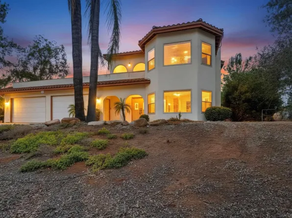 16819 Daza Dr, Ramona, CA 92065