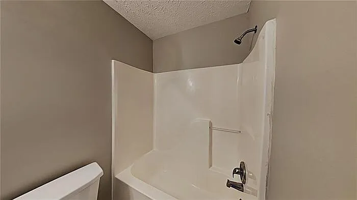 3361 English Oaks Dr NW — Photo 15