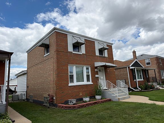 3rd image of 5132 S Hamlin Ave
