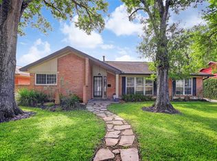 10322 Willowisp Dr, Houston, TX 77035
